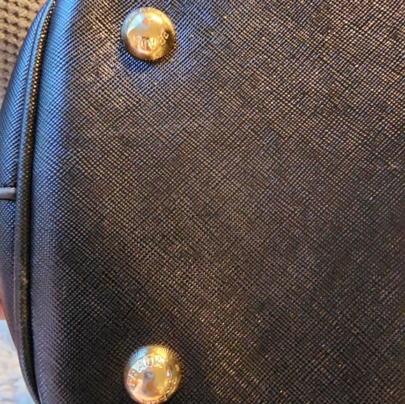 Prada Saffiano Double Zip Tote - Picture 3 of 8